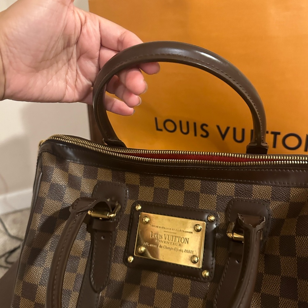 Louis Vuitton Berkeley - Picture 4 of 16